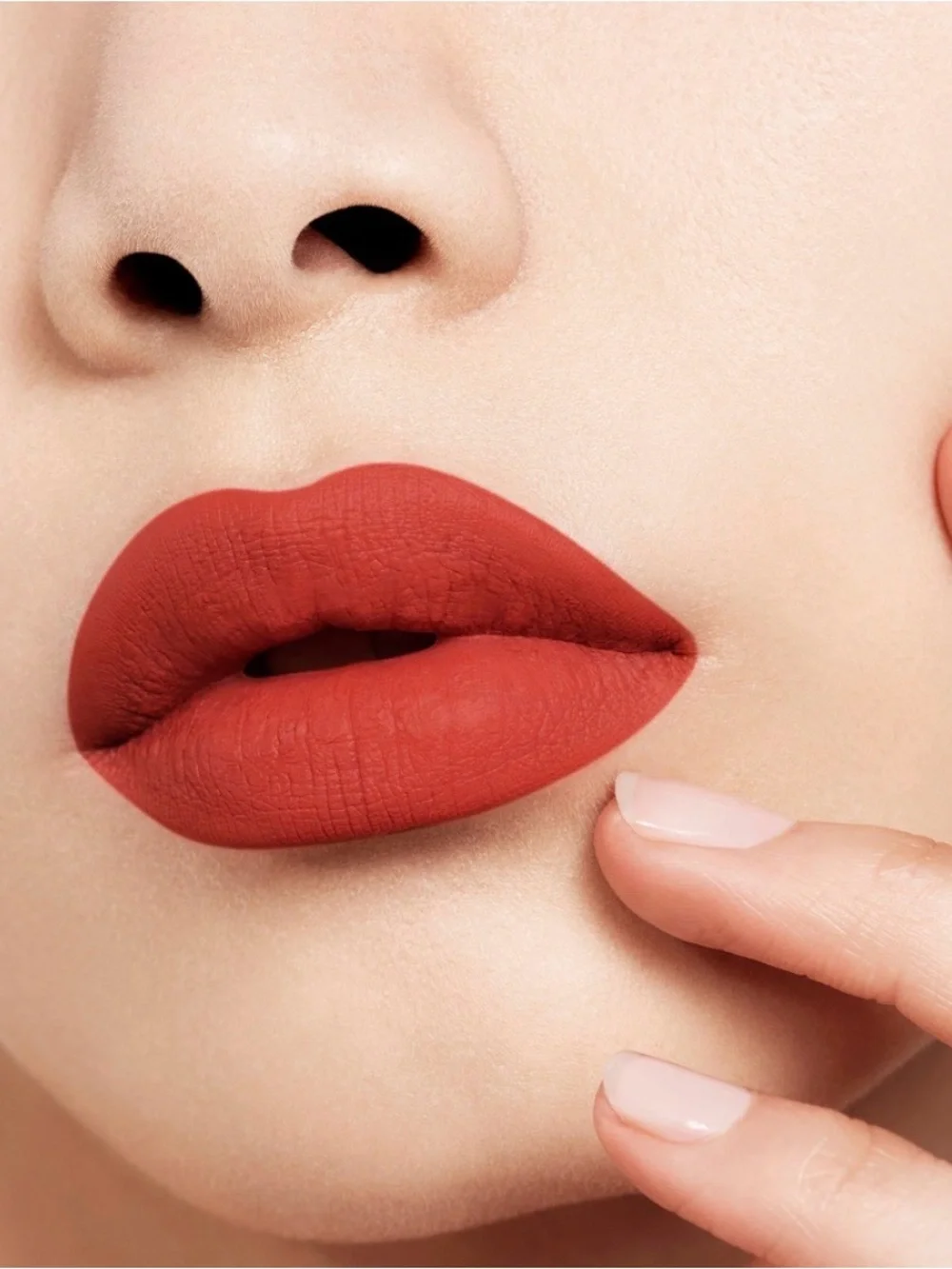 Dior rouge makeup